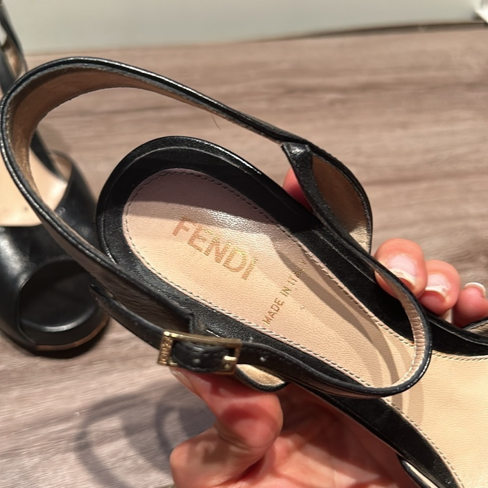 Vintage Fendi Leather Zucchino Platform Wooden Heel Sandals - Picture 5 of 11